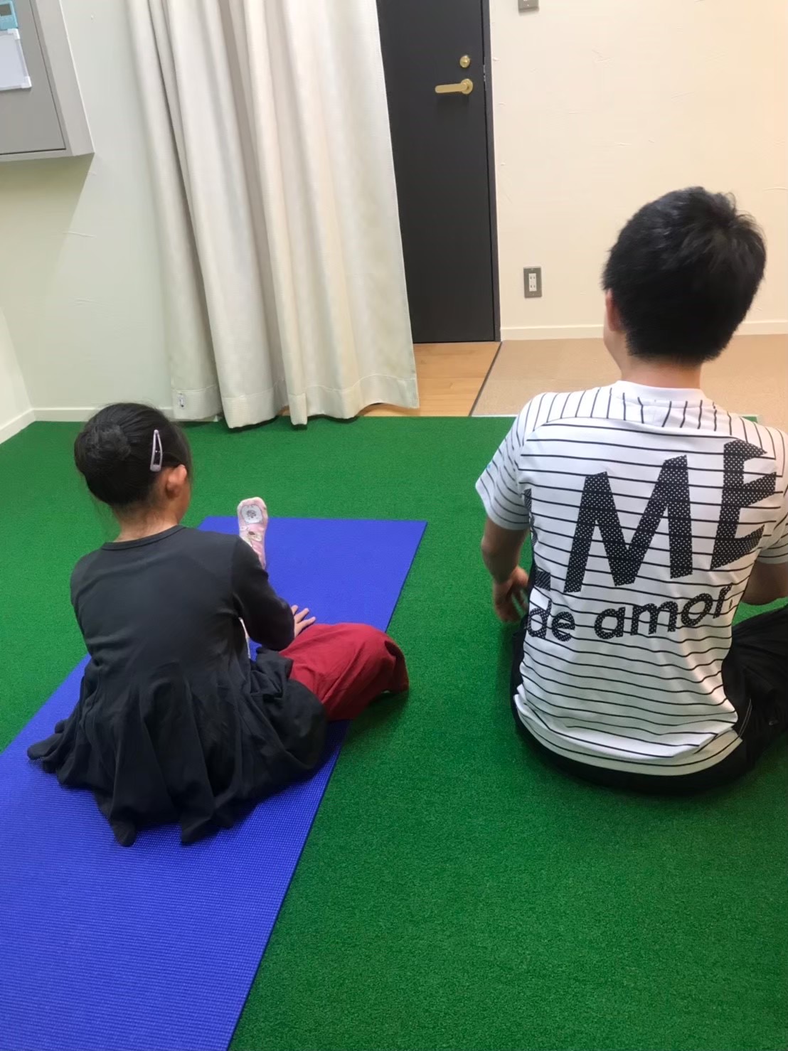 こはる堂で子どもがトレーニングを行う様子